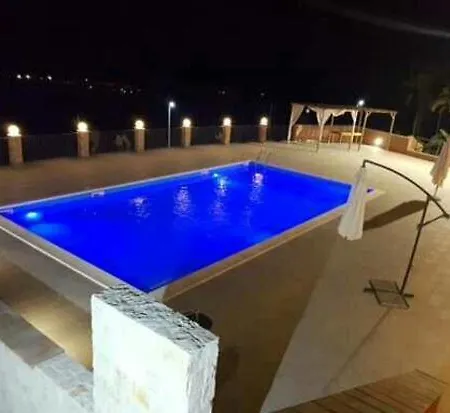 Easy Kamp alanı *